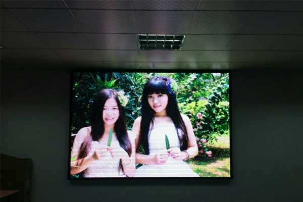 赣州市天竺山小学多媒体教室室内全彩
